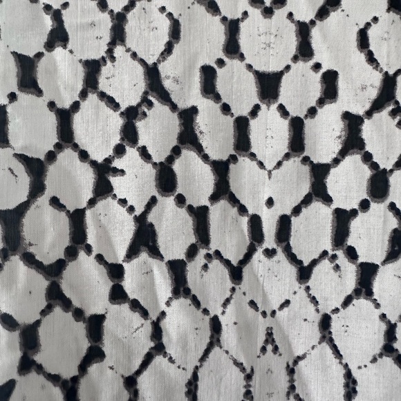 Tribal blouse - Picture 2 of 2